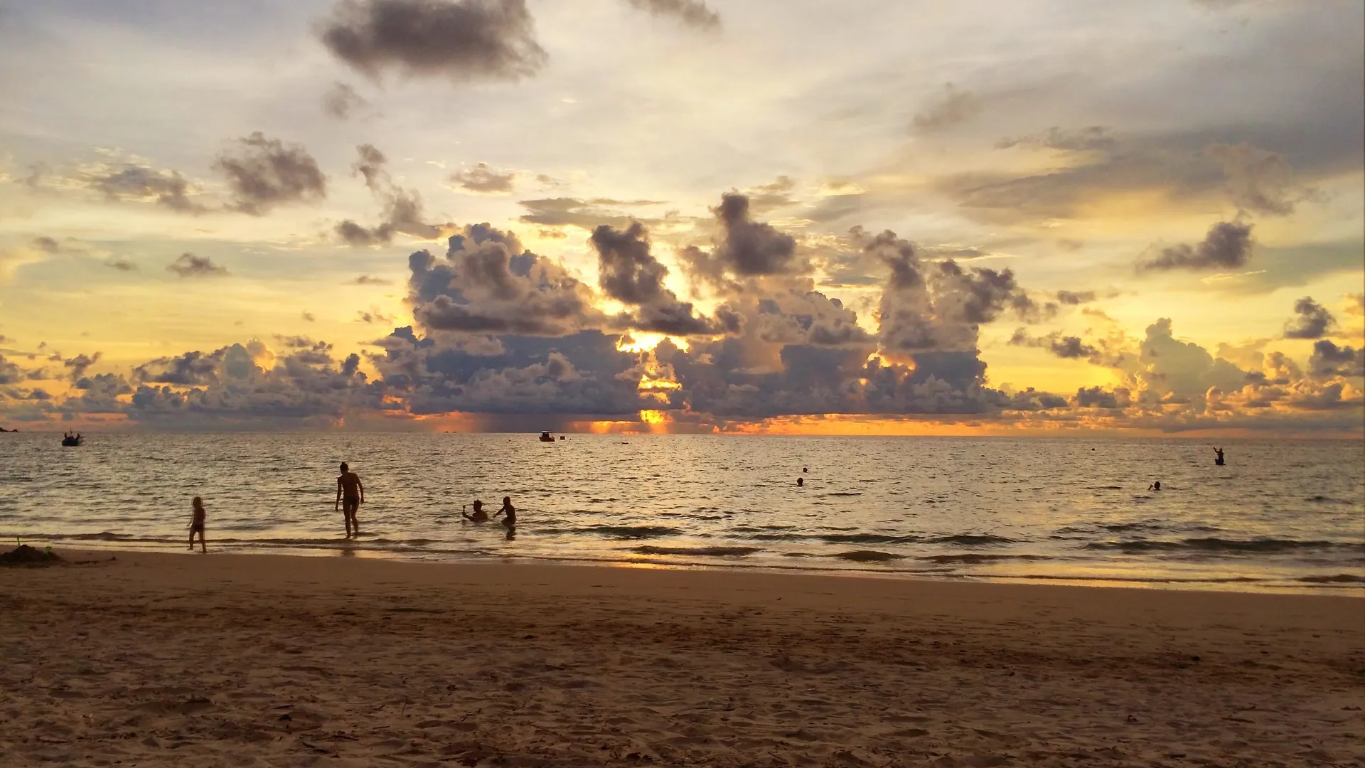 Nai Yang Beach Resort And Spa Thailand